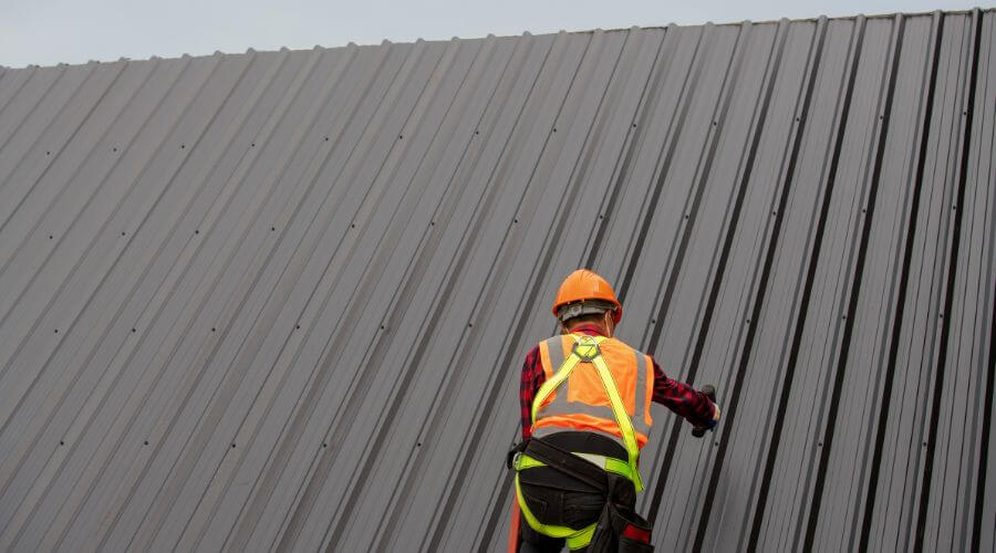Professional gutter cleaning in Ben Lomond, CA